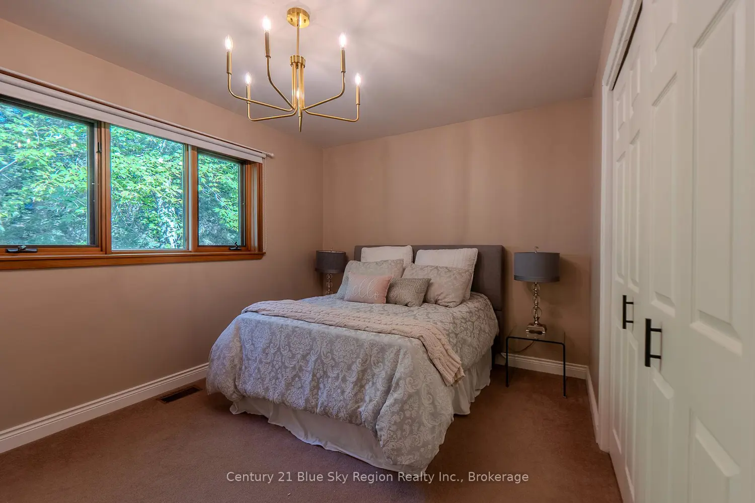 Additional image 14 of 708 Anita Avenue