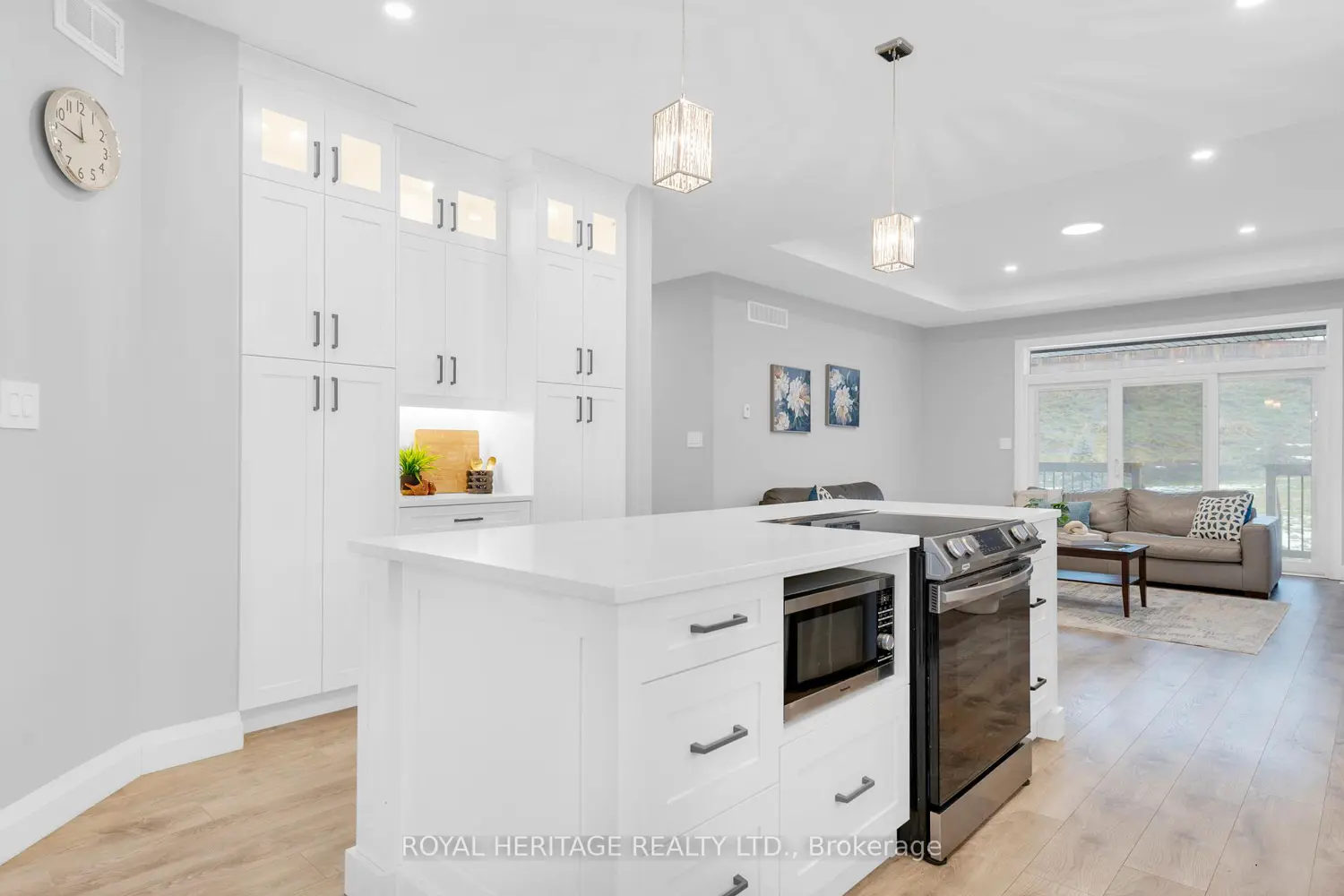 Additional image 7 of 5 Schmidt Way