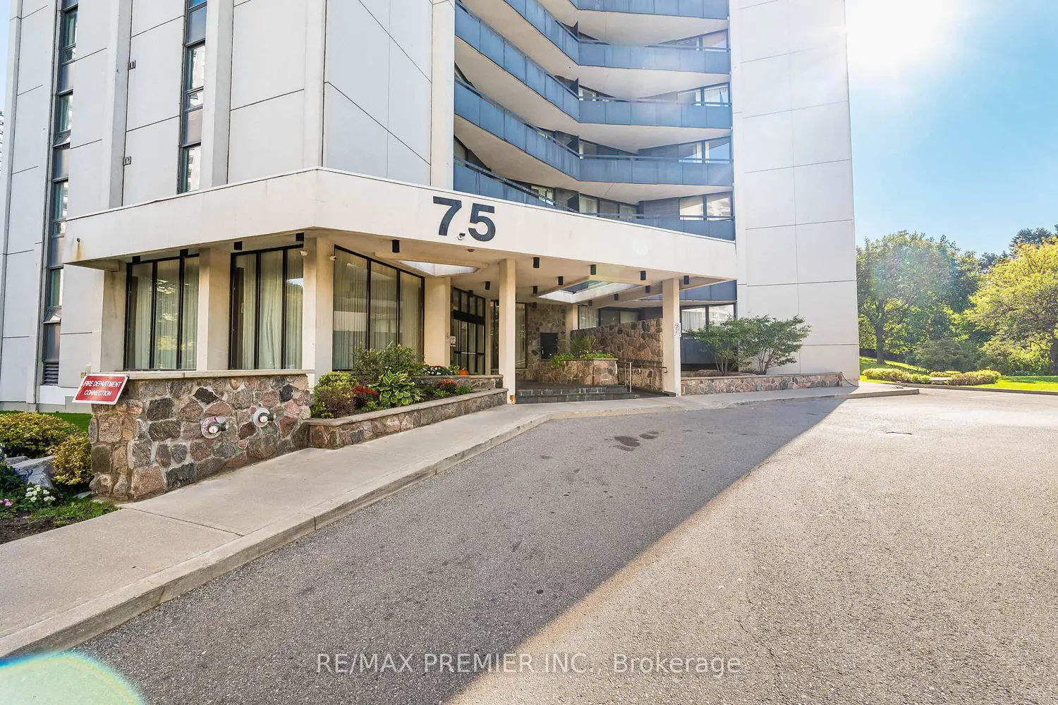 Additional image 2 of 75 Graydon Hall Drive 2308