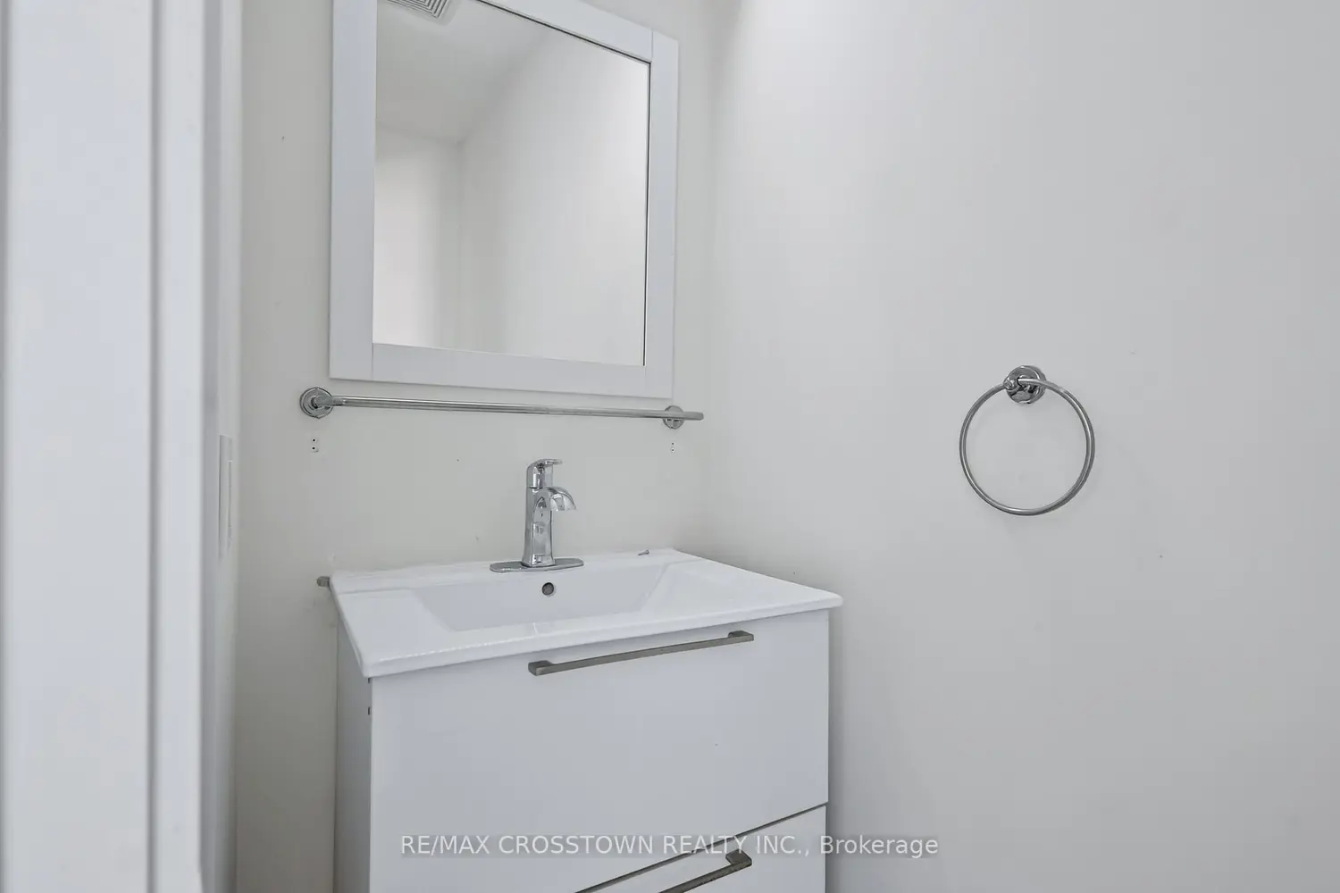 Additional image 6 of 540 Essa Road 2