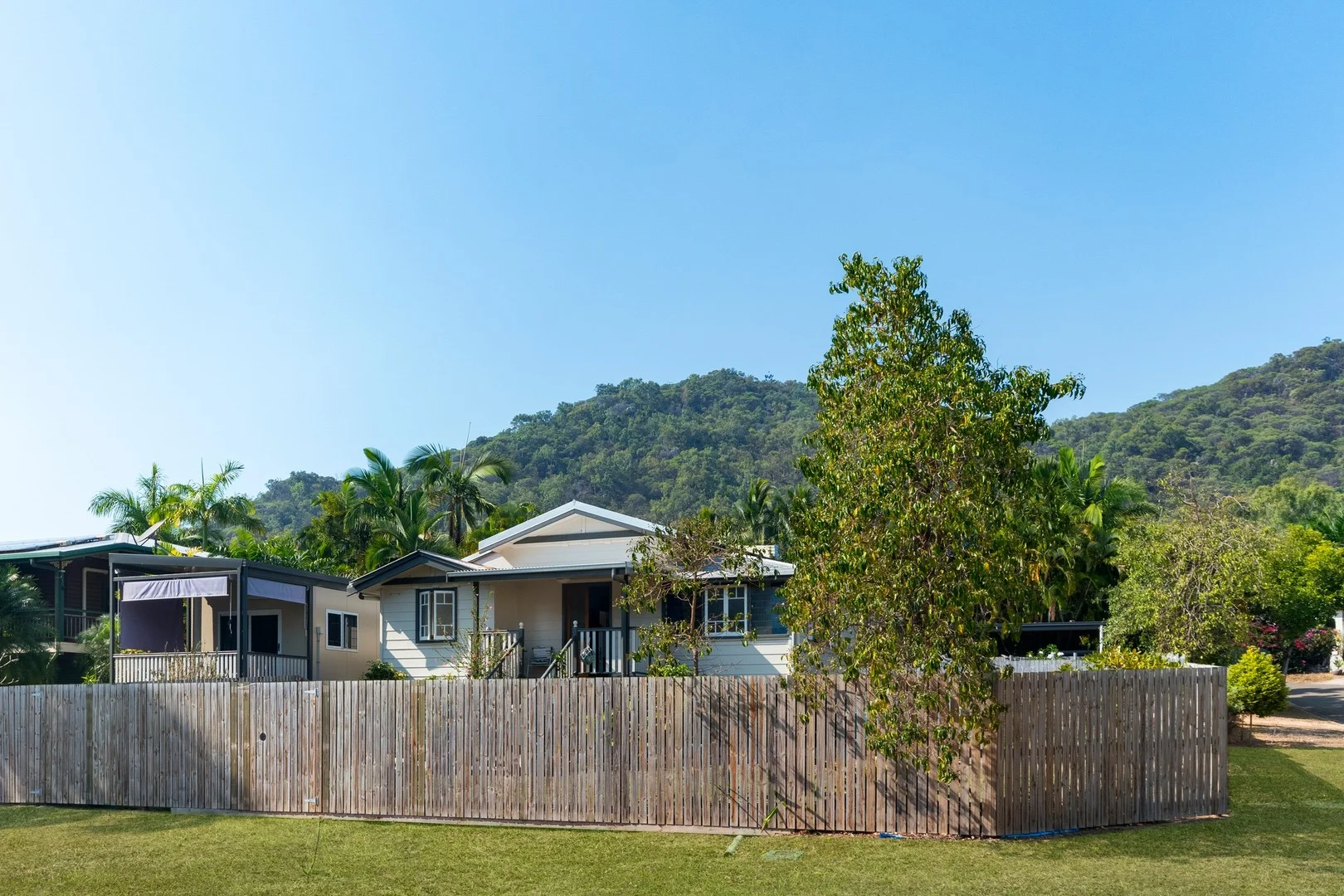 Additional image 15 of 28 Somerset Street, Horseshoe Bay QLD 4819