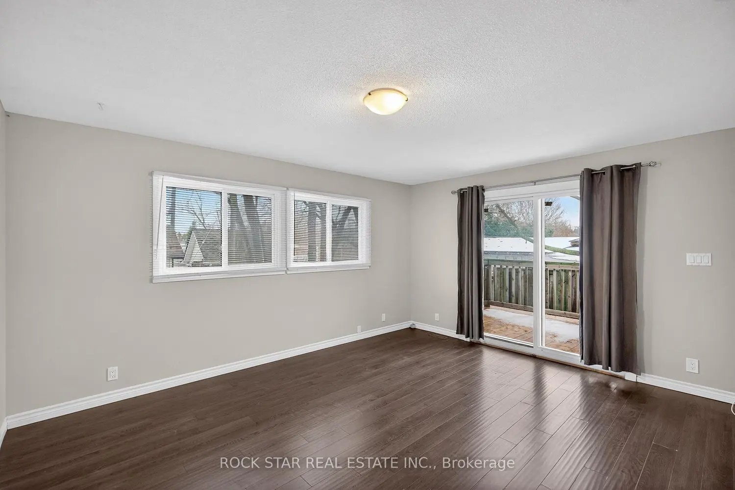 Additional image 19 of 399 East 15Th Street