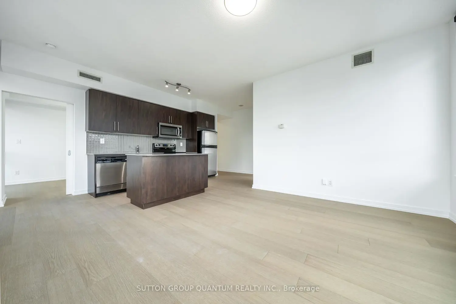 Additional image 2 of 65 Bremner Boulevard 3805