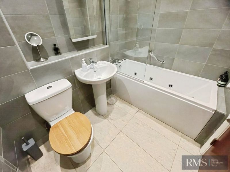 Additional image 7 of 2 bed flat for saleOsborne Road, Newcastle Upon Tyne NE2