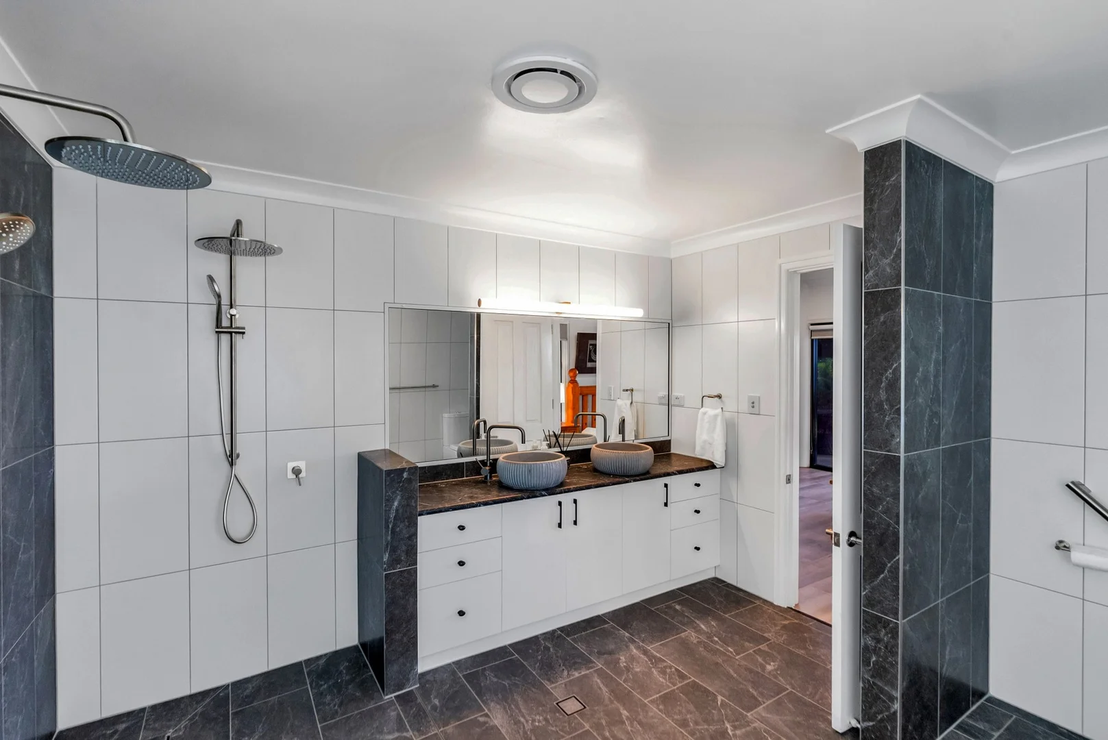 Additional image 10 of 20 Elizabeth Street, Flying Fish Point QLD 4860