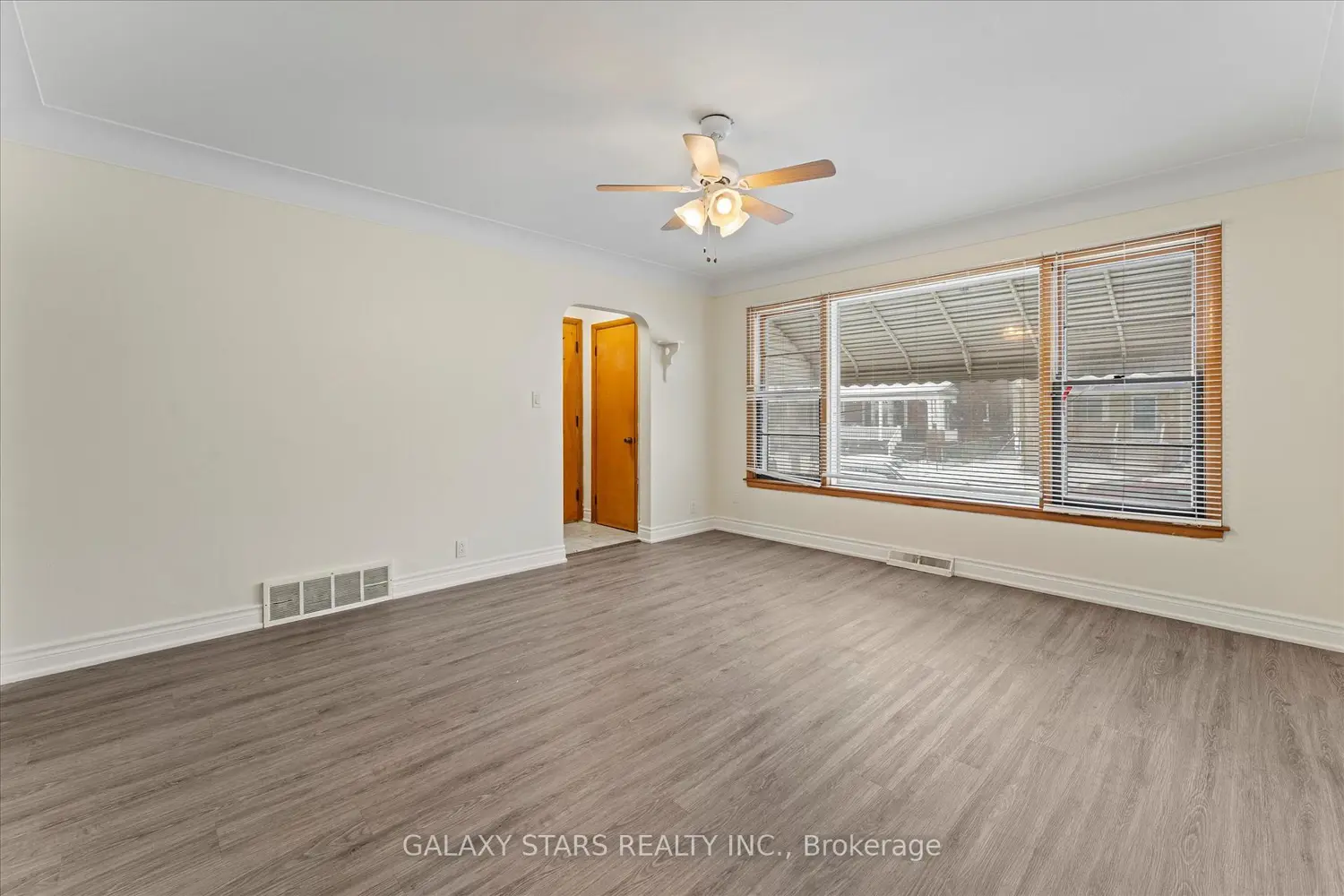 Additional image 7 of 732 Church Street