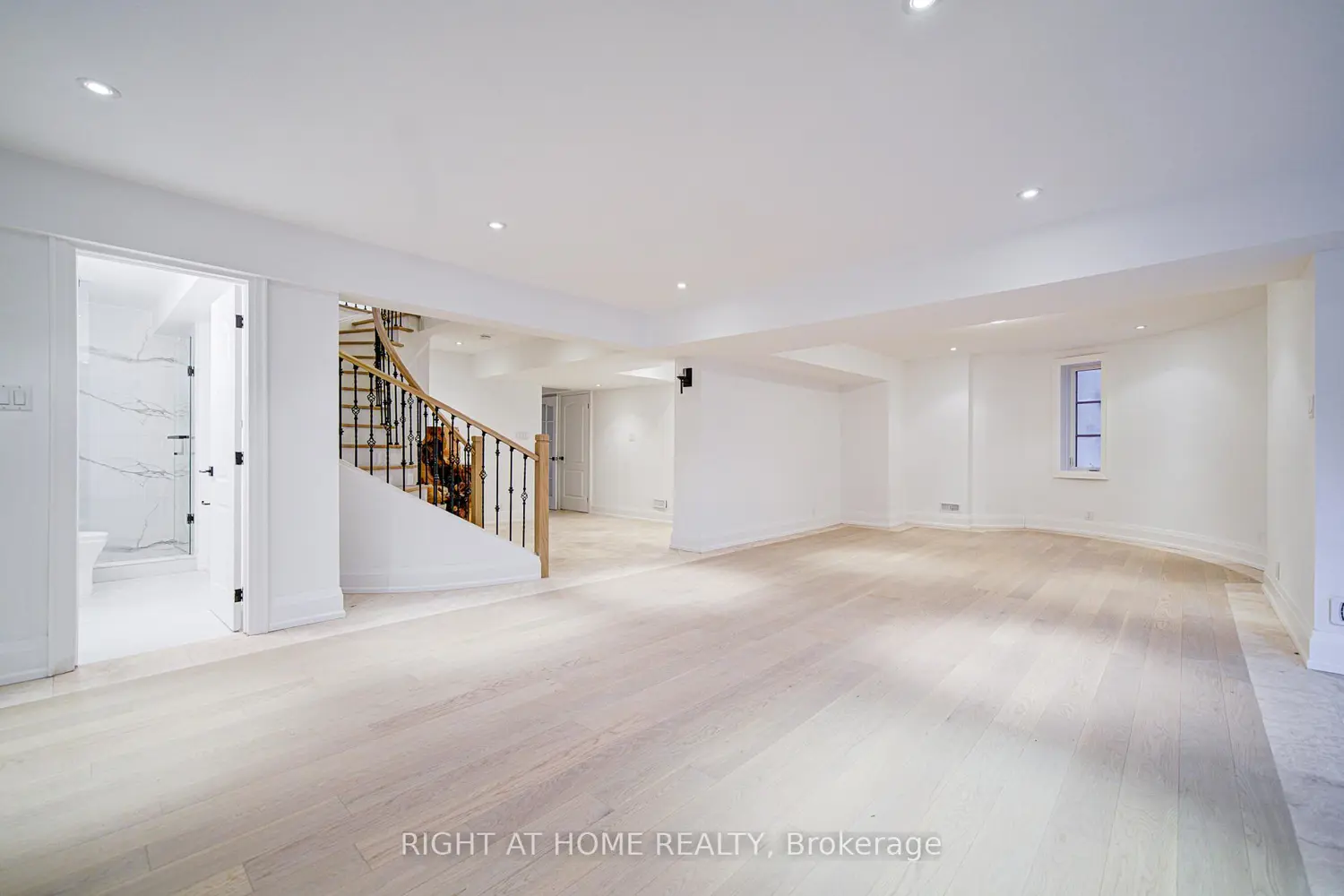Additional image 18 of 125 Kingsdale Avenue