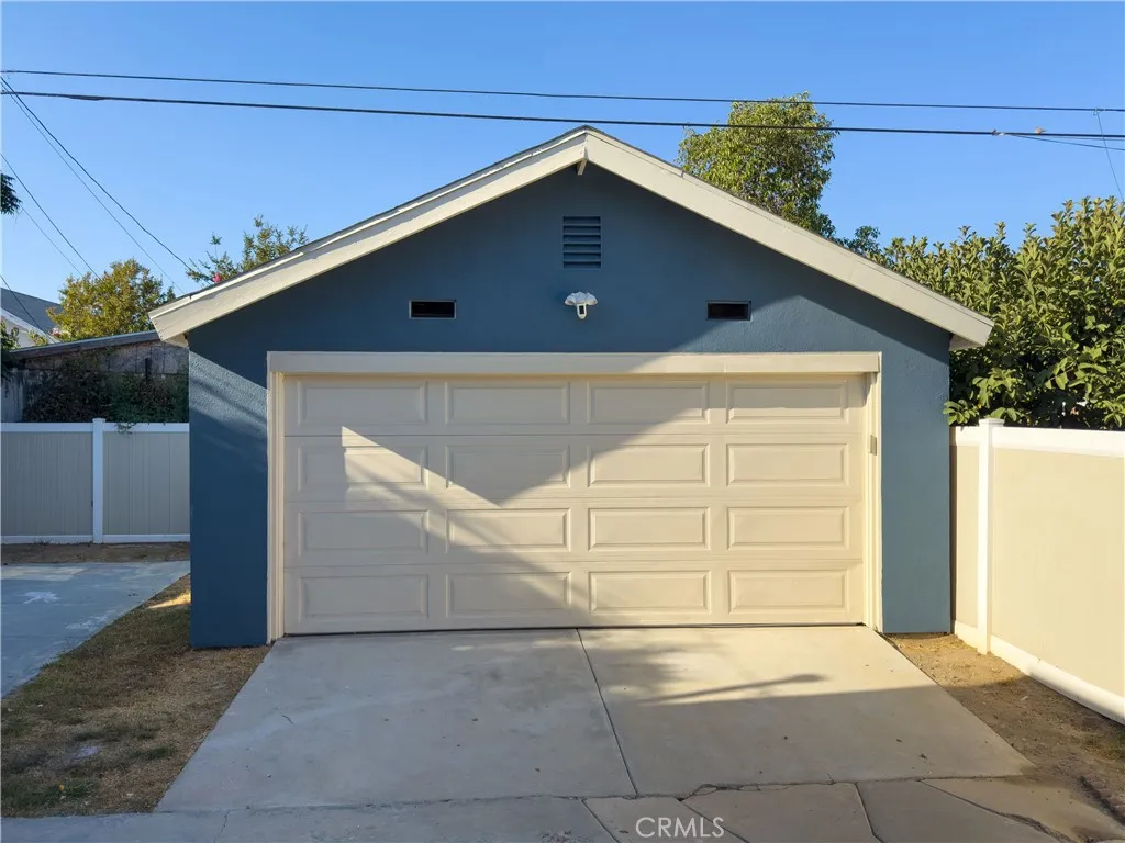 Additional image 34 of 2249 W 30th Street, Los Angeles, CA 90018