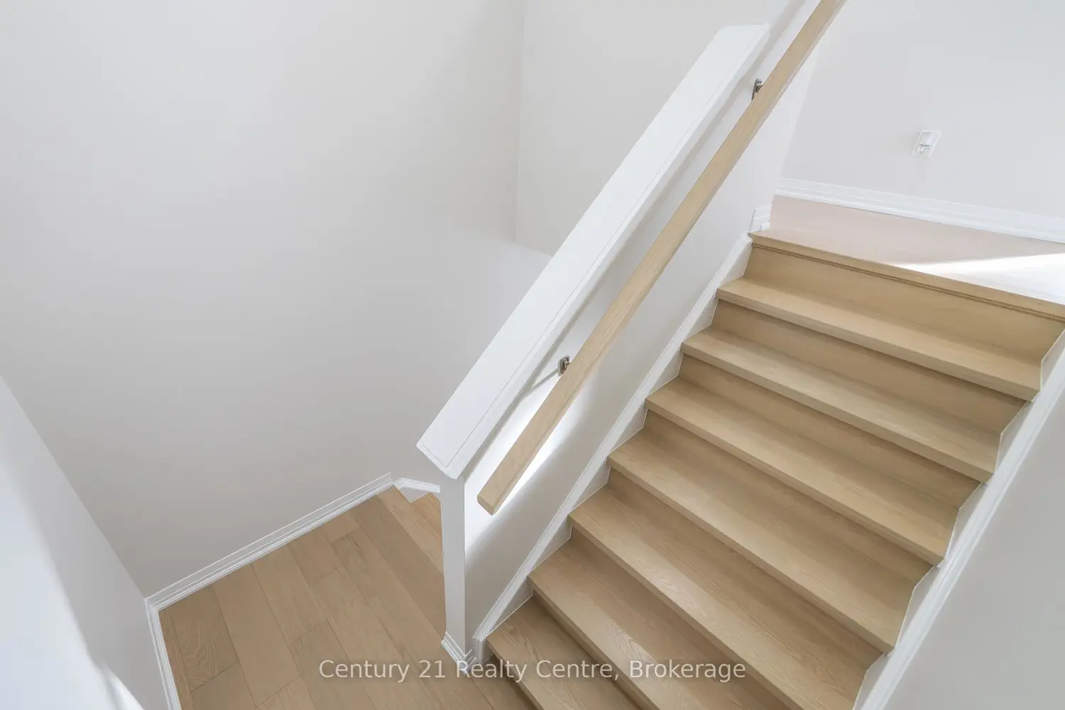 Additional image 12 of 157 South Creek Drive