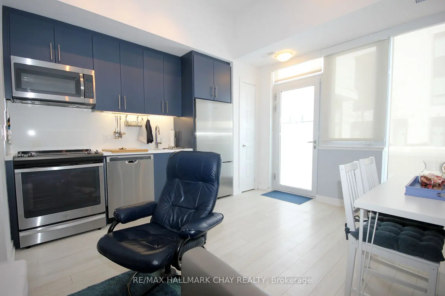 Additional image 4 of 275 Broward Way 60