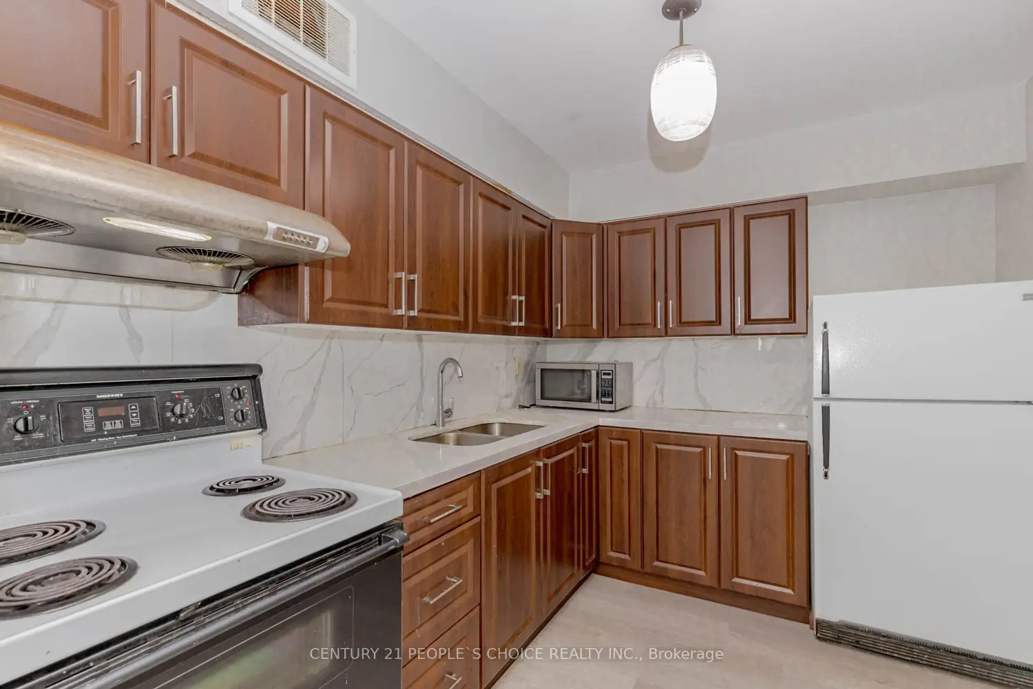 Additional image 10 of 3533 Derry Road 801