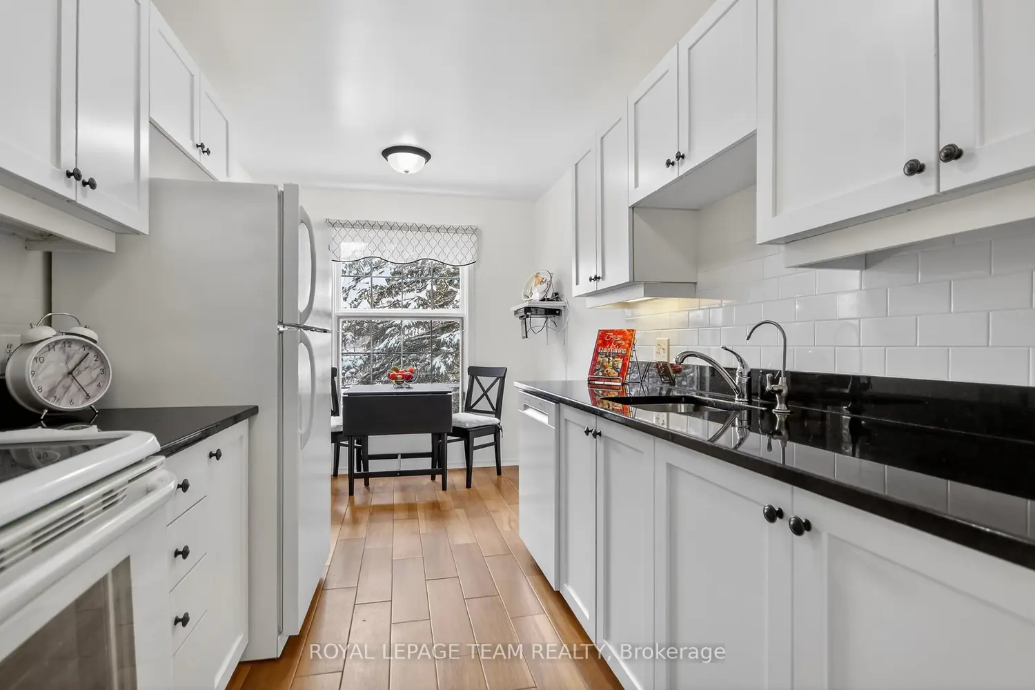 Additional image 19 of 40 Pearl Street 201