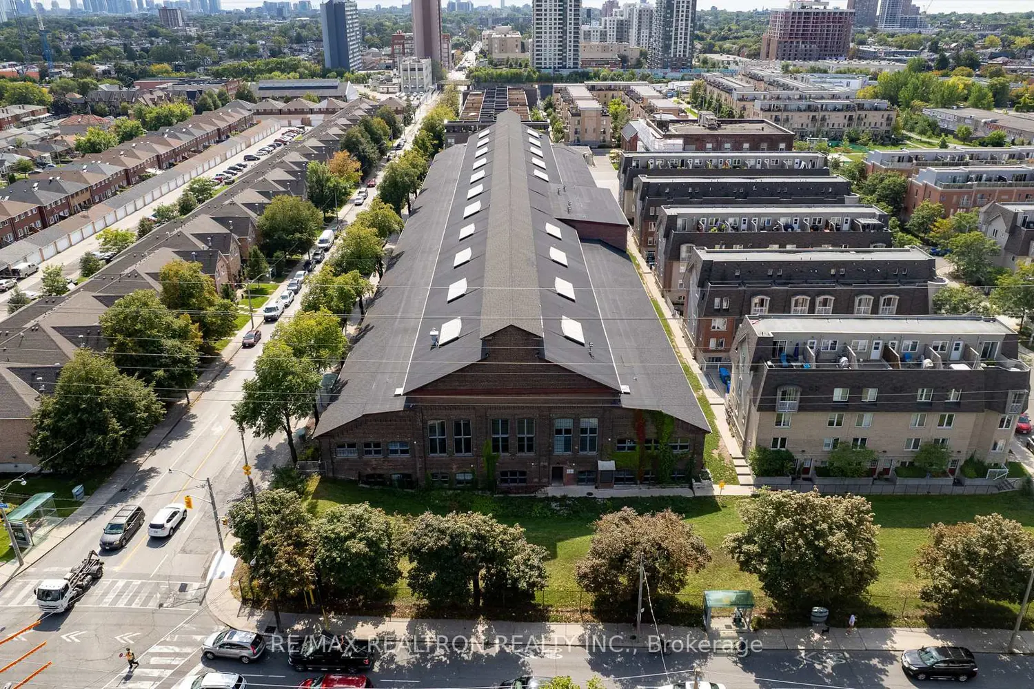Additional image 17 of 1100 Lansdowne Avenue 307