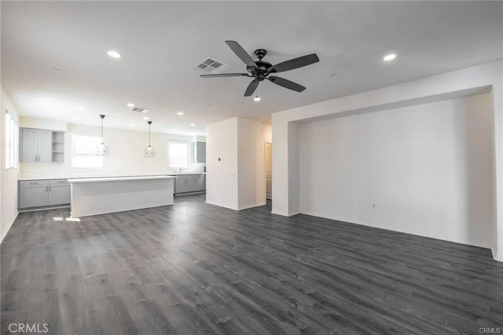 Additional image 17 of 120 S Pacific Avenue S Unit 39, Santa Ana, CA 92703