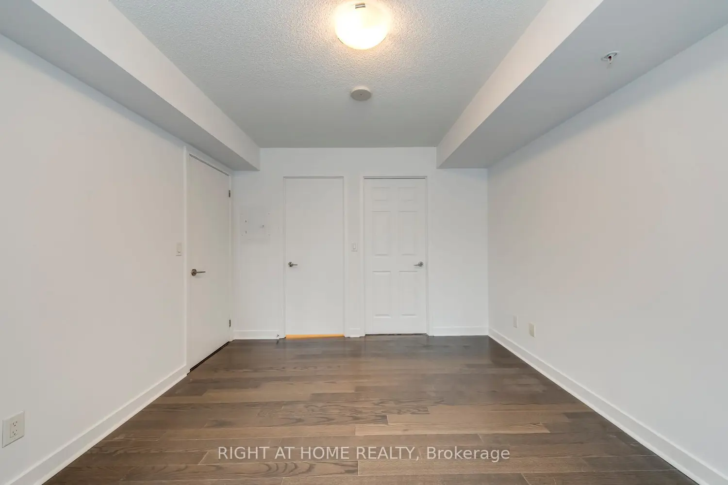Additional image 10 of 295 Adelaide Street 314