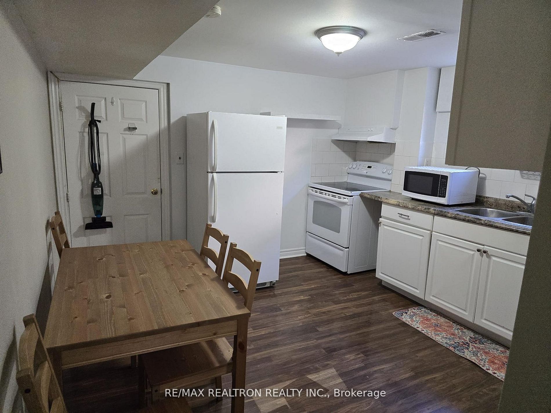 Additional image 3 of 73 Fallingdale Crescent E, Toronto, ON, M3J 1C4