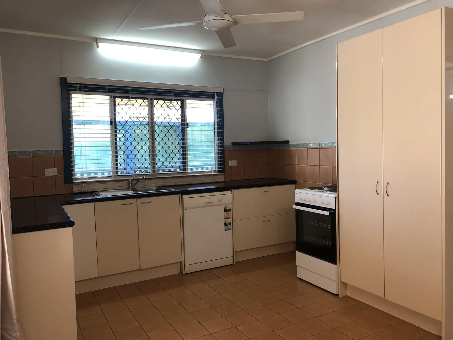 Additional image 8 of 6 Widdowson Court, Picnic Bay QLD 4819