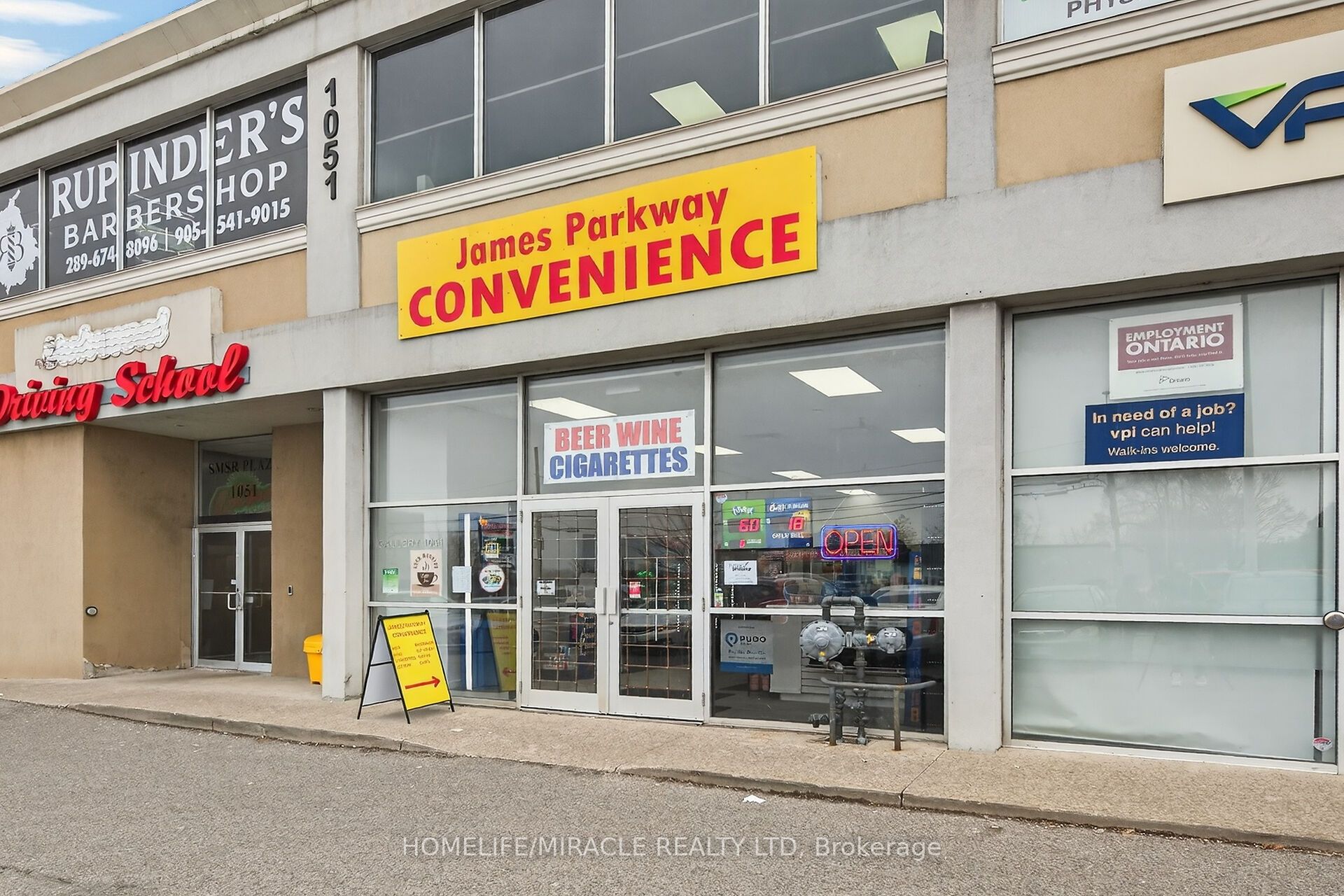 Additional image 3 of 1051 Upper James Street, Hamilton, ON, L9C 3A6