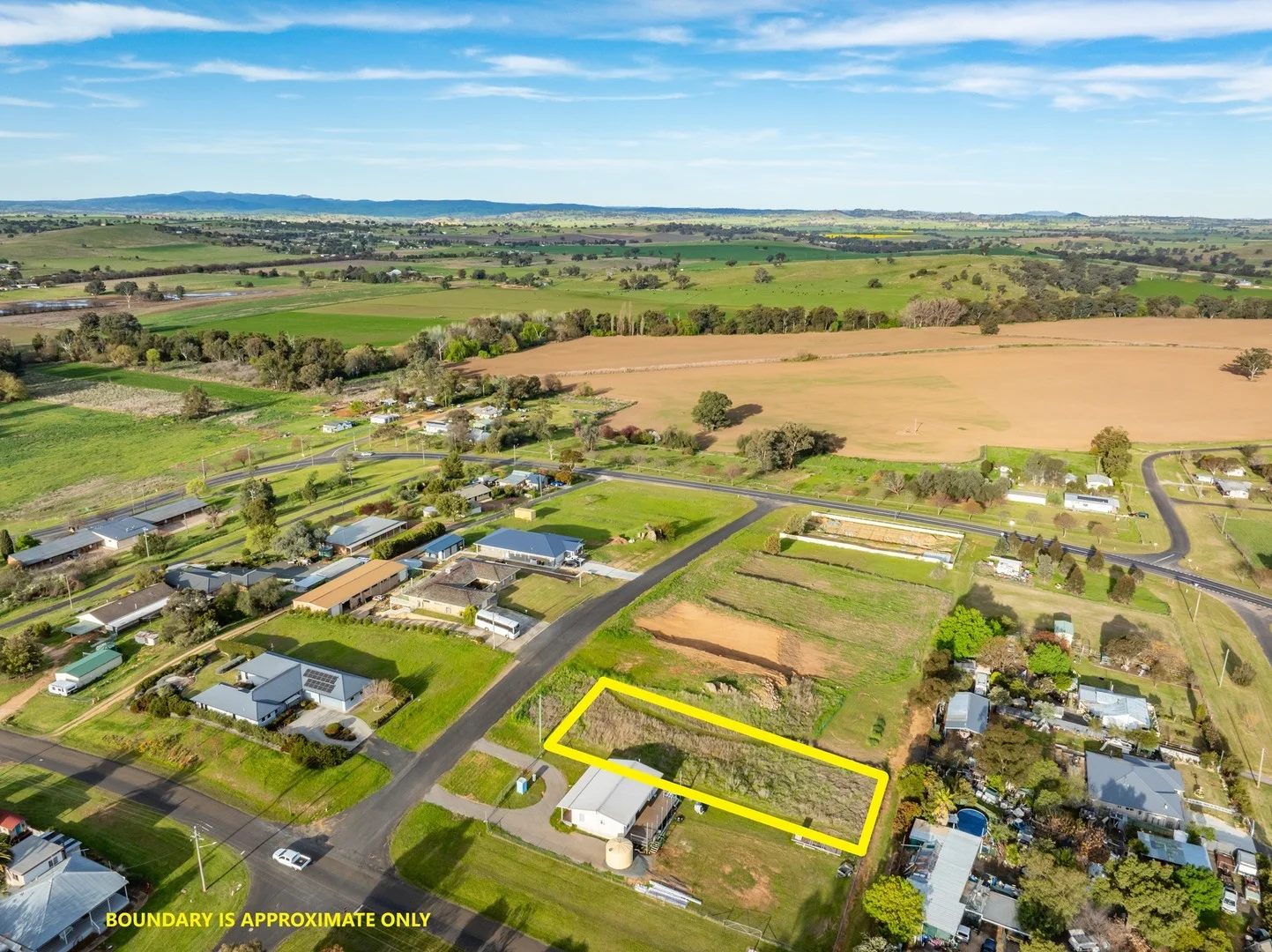 24 Winton Street, Canowindra NSW 2804