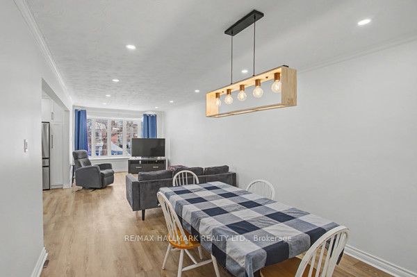 Additional image 5 of 37 Avis Crescent, Toronto, ON, M4B 1B8