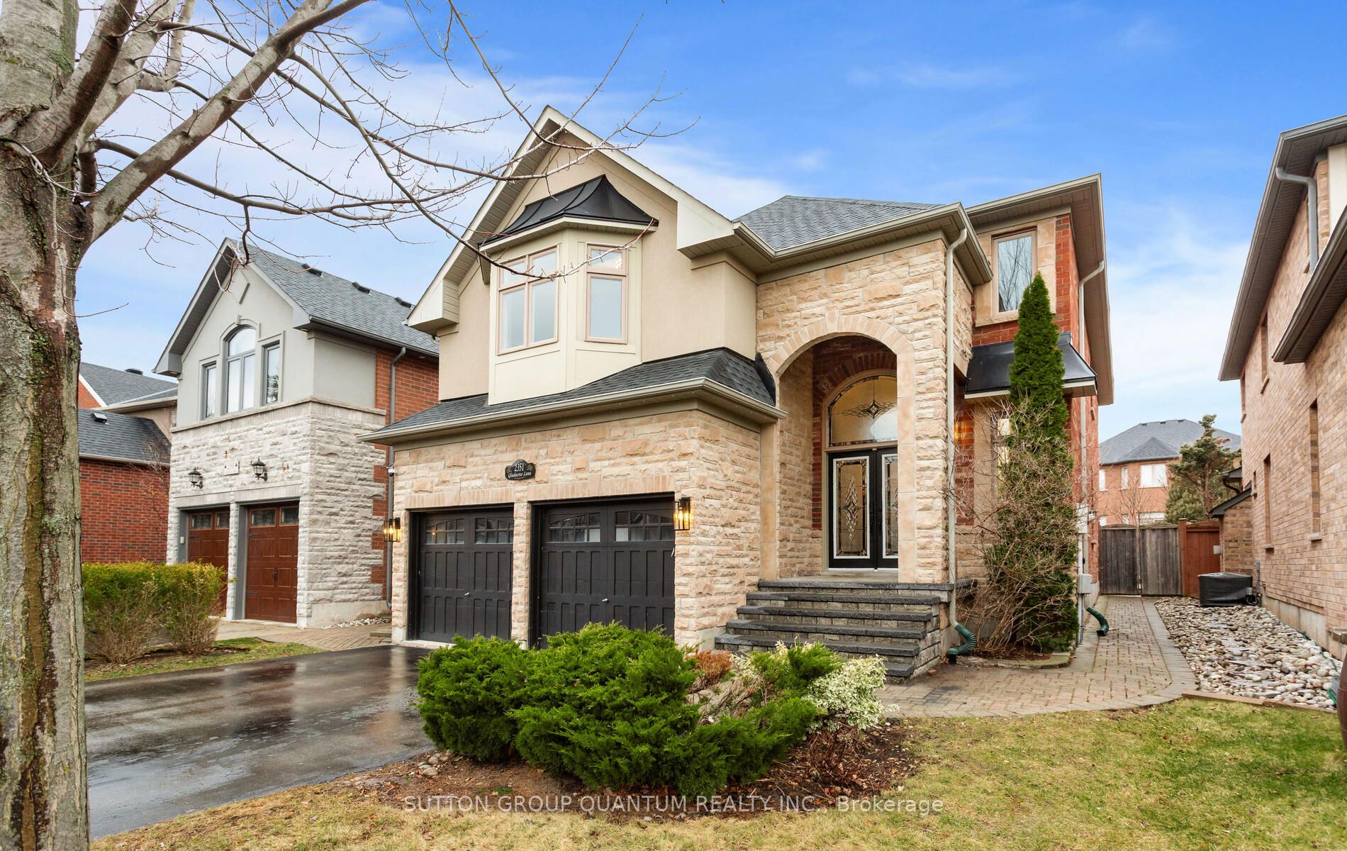 Additional image 2 of 2351 Gladacres Lane, Oakville, ON, L6M 0G4