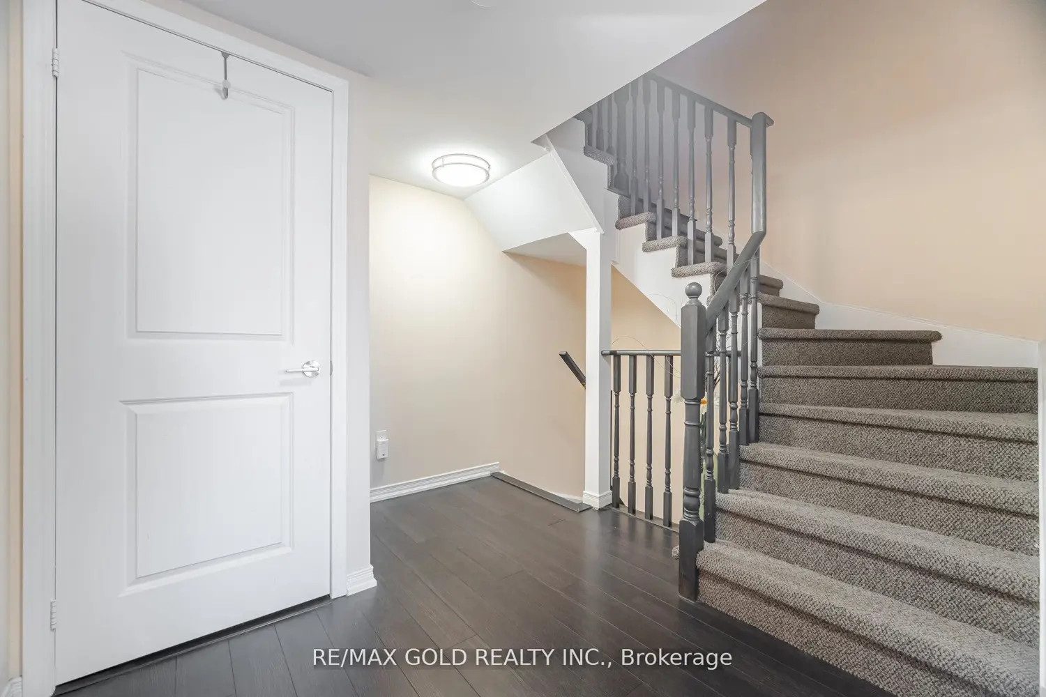 Additional image 13 of 80 Orchid Place 317