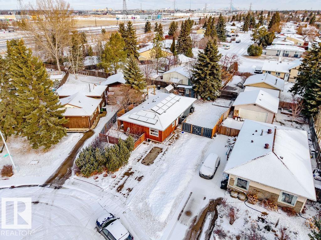 Additional image 2 of 8816 25a Avenue NW, Edmonton, AB, T6K2W7