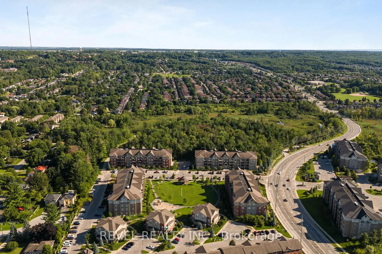 Additional image 14 of 39 Ferndale Drive 106