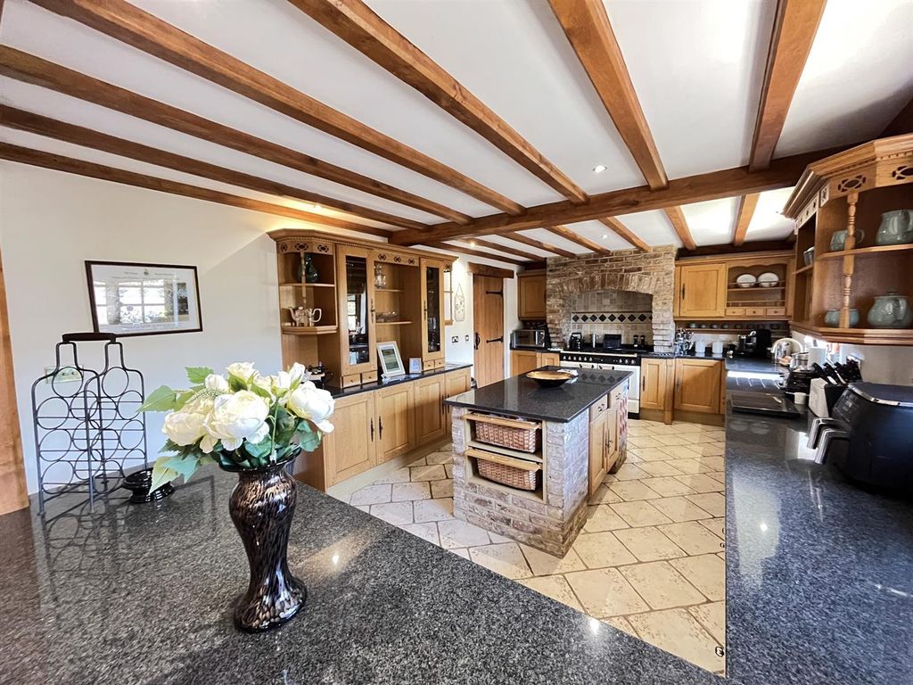 Additional image 8 of 4 bed detached house for saleStreet End Lane, Broad Oak, Heathfield TN21