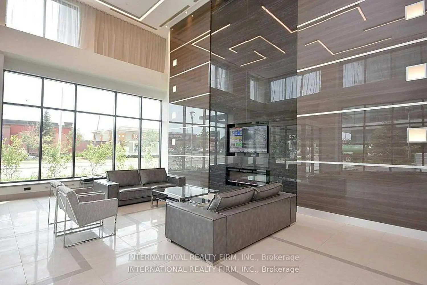 Additional image 4 of 3975 Grand Park Drive 307