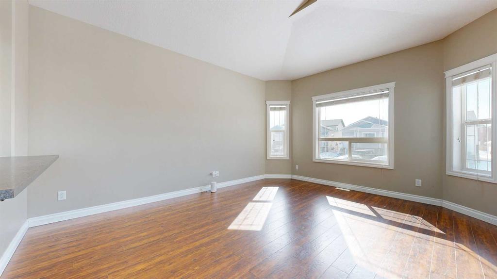 Additional image 2 of 8466 102 Avenue, Grande Prairie, AB, T8X 0N7