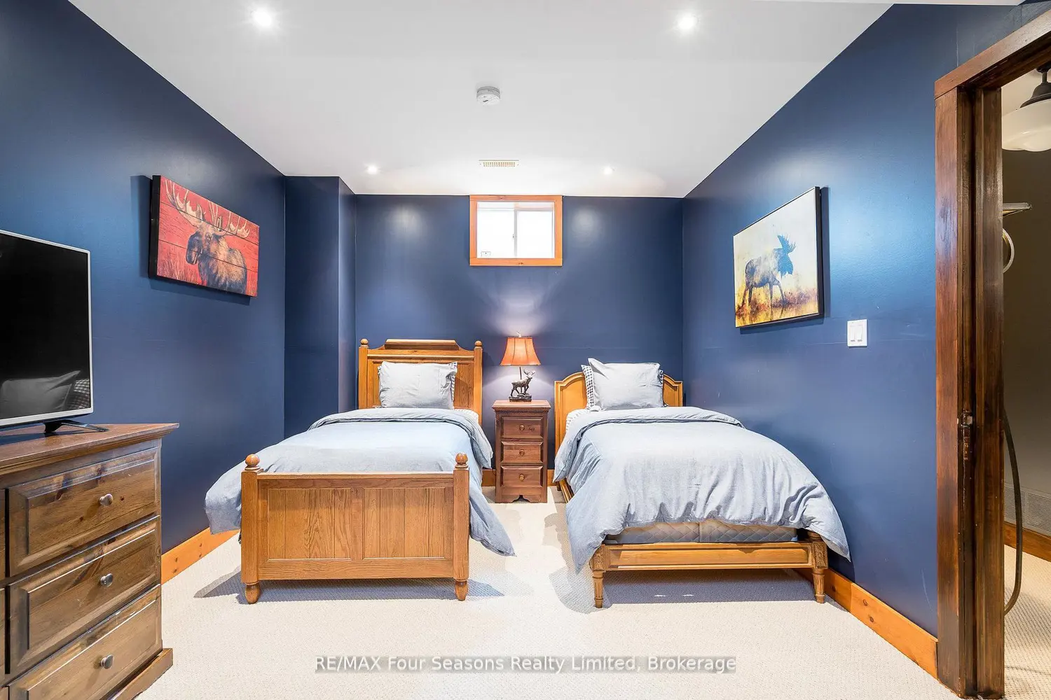 Additional image 17 of 106 Venture Boulevard