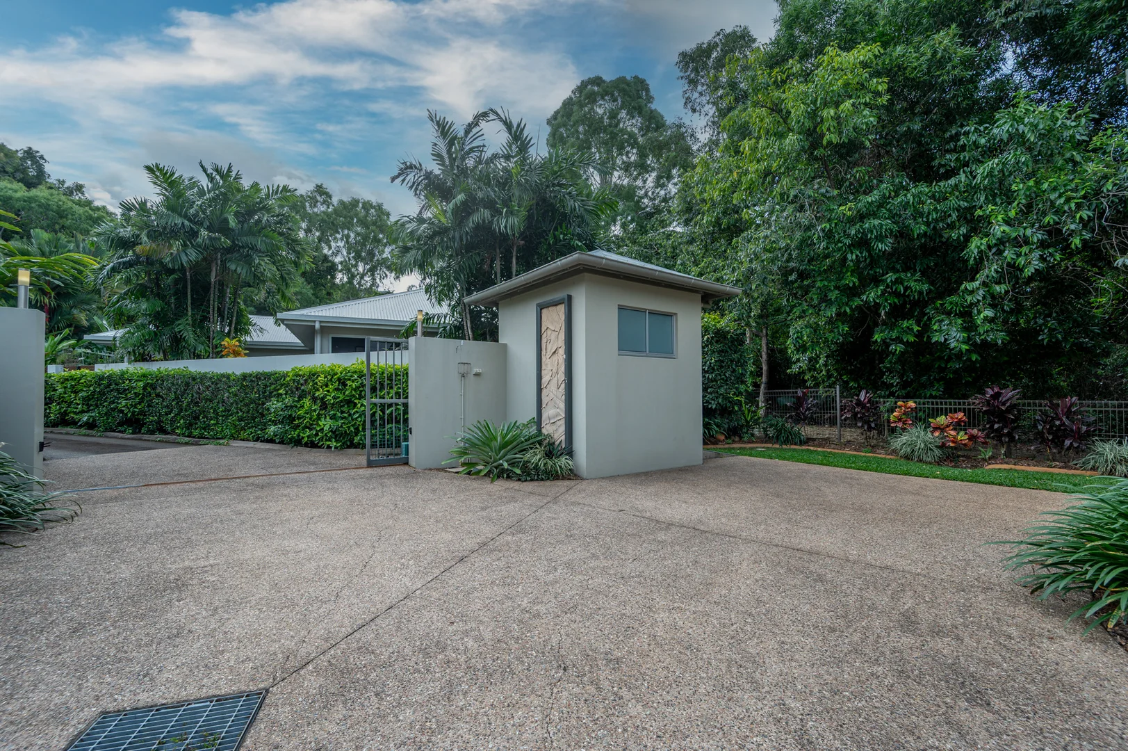 Additional image 7 of 1 Silver Crescent, Palm Cove QLD 4879