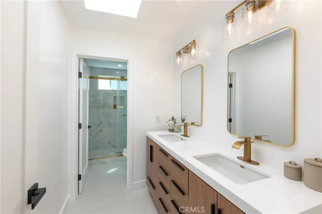 Additional image 33 of 339 Winslow Avenue, Long Beach, CA 90814