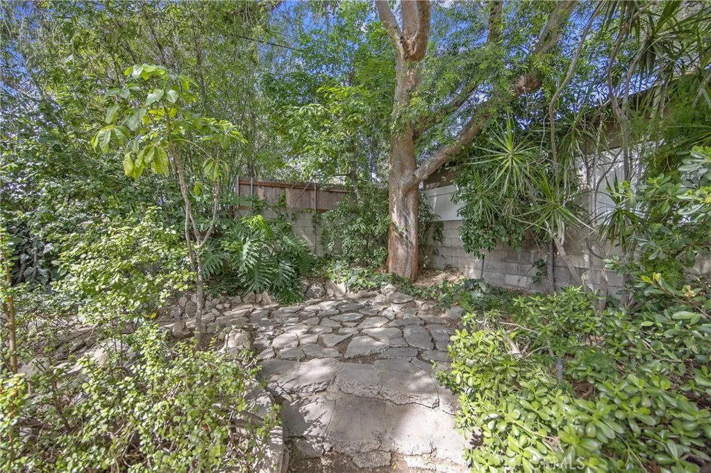 Additional image 31 of 9659 Amanita Ave, Tujunga, CA 91042