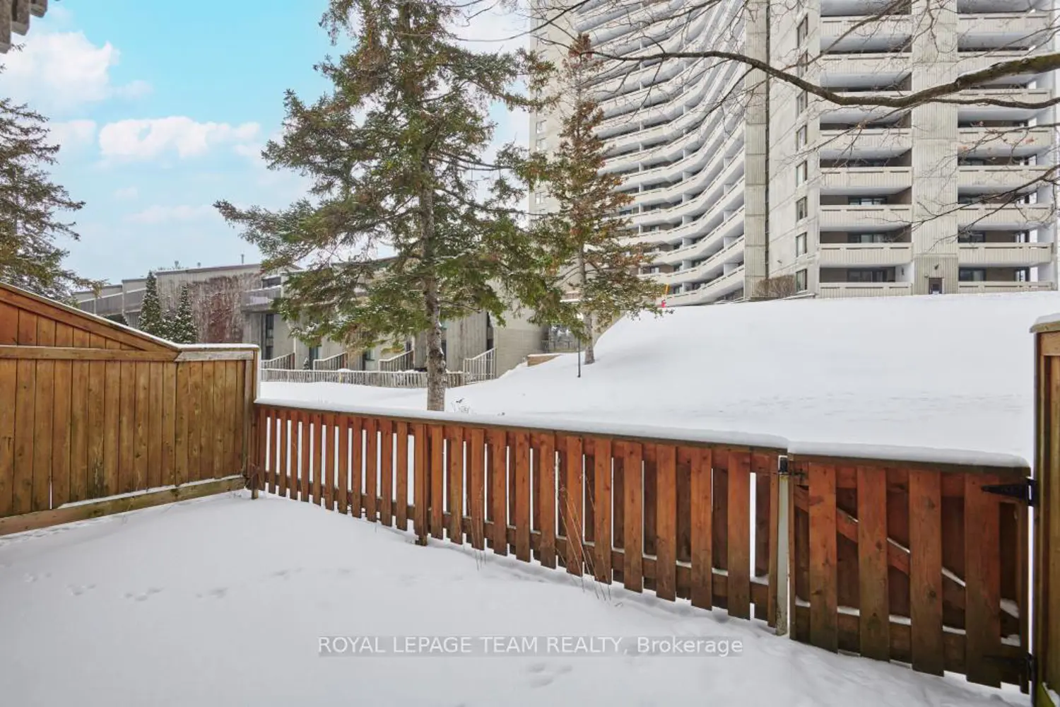 Additional image 11 of 1137 Ambleside Drive 16