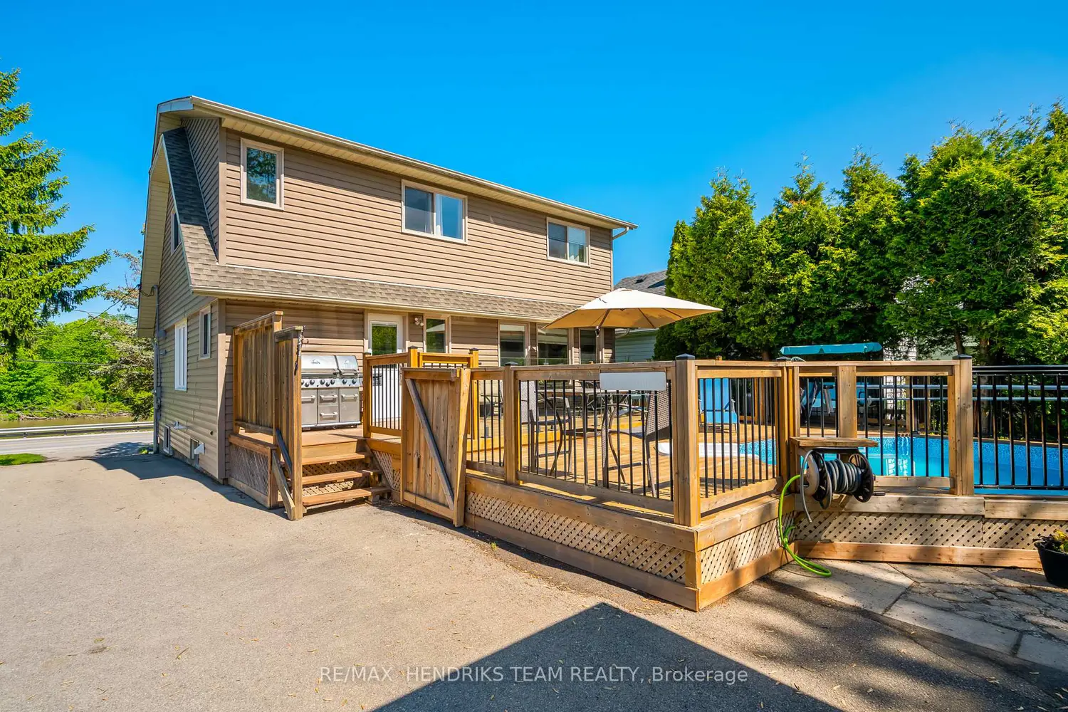 Additional image 11 of 415 Riverside Drive