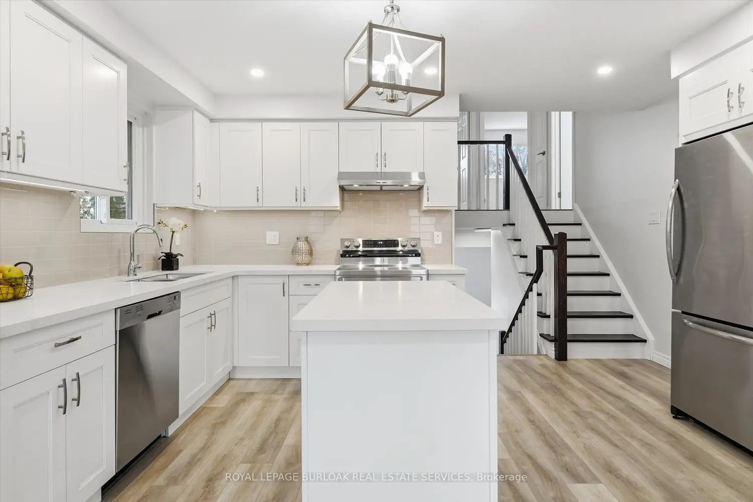 Additional image 5 of 2344 Glastonbury Road