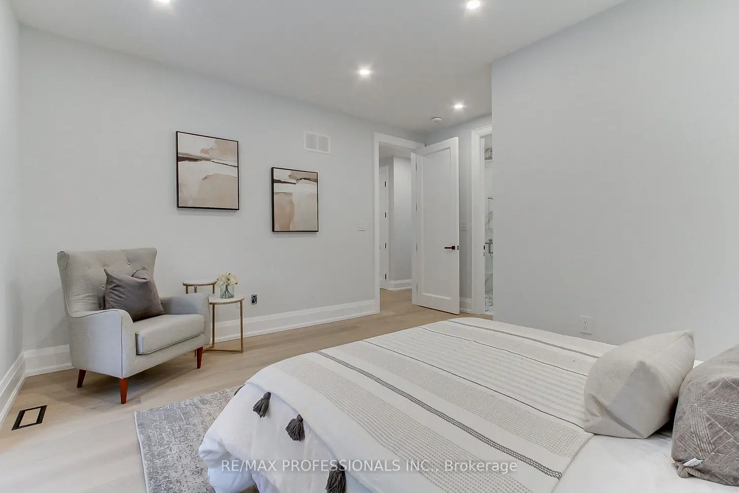 Additional image 9 of 432 Smith Avenue