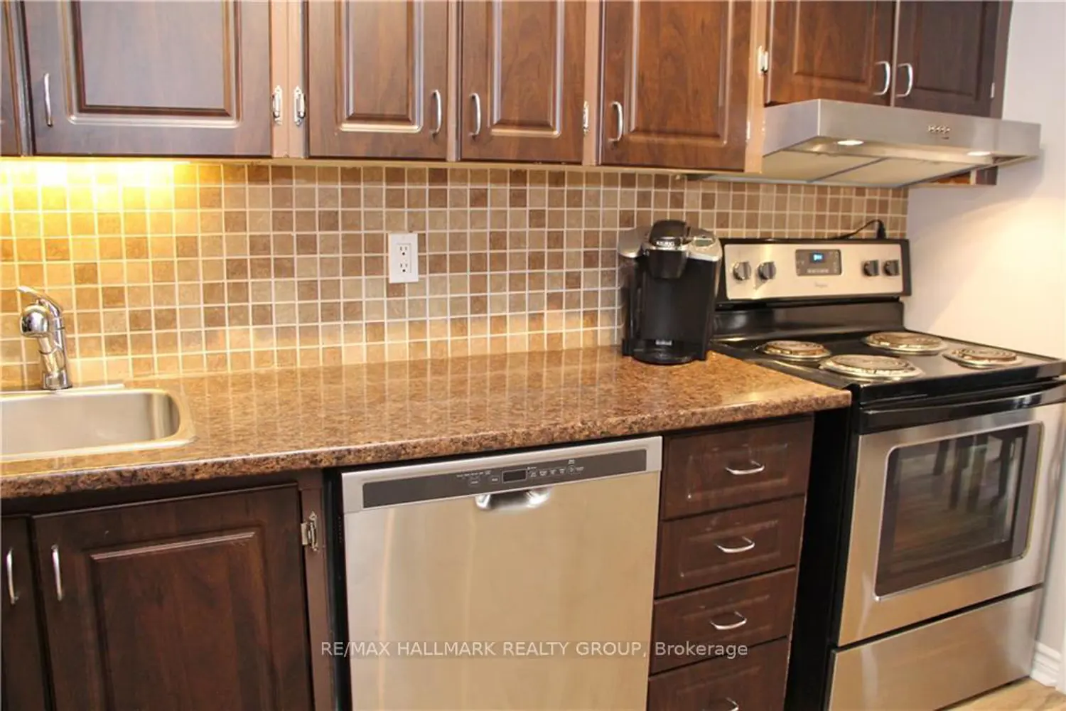 Additional image 10 of 14 Sweetbriar Circle 4