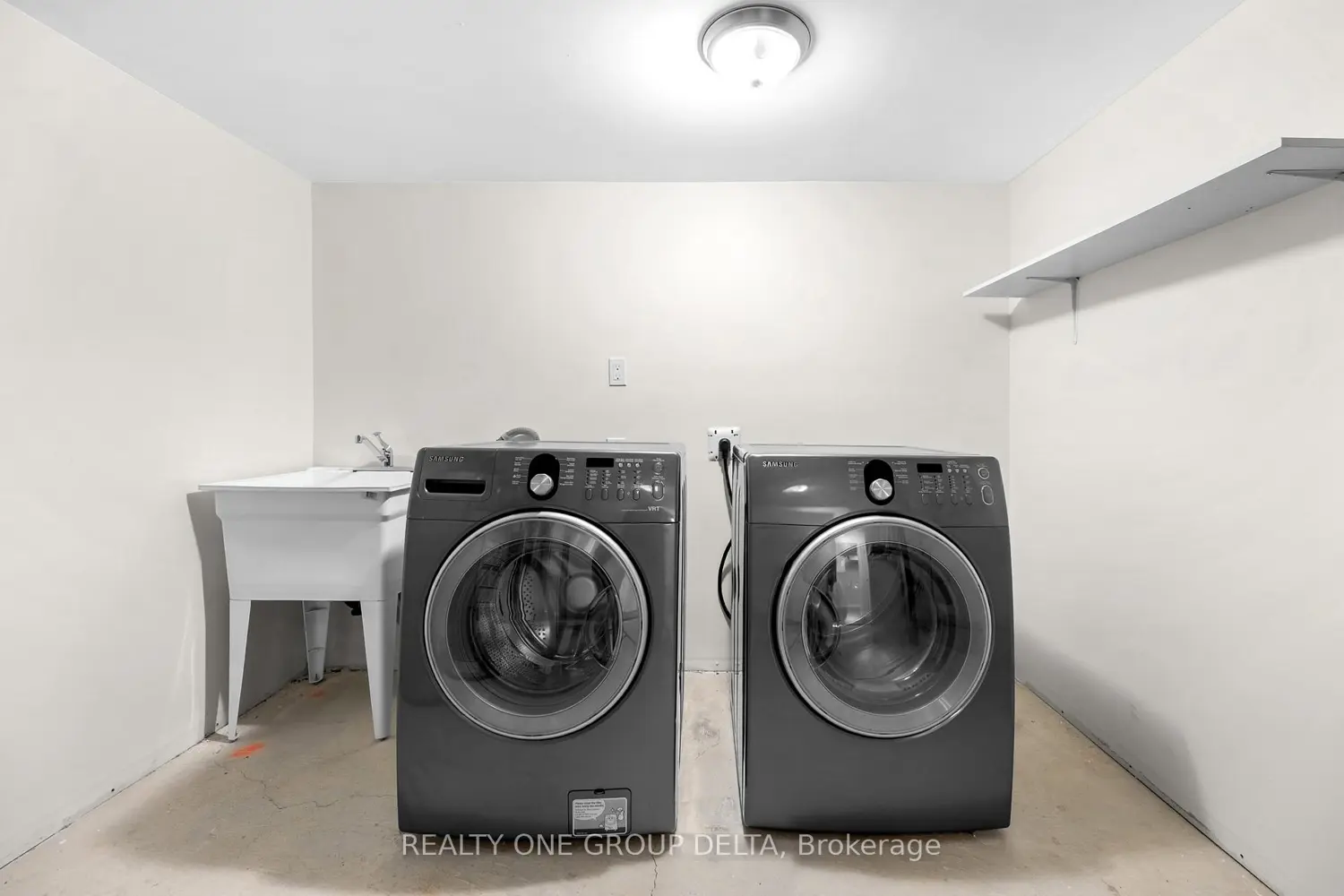 Additional image 20 of 8 Charlemagne Avenue