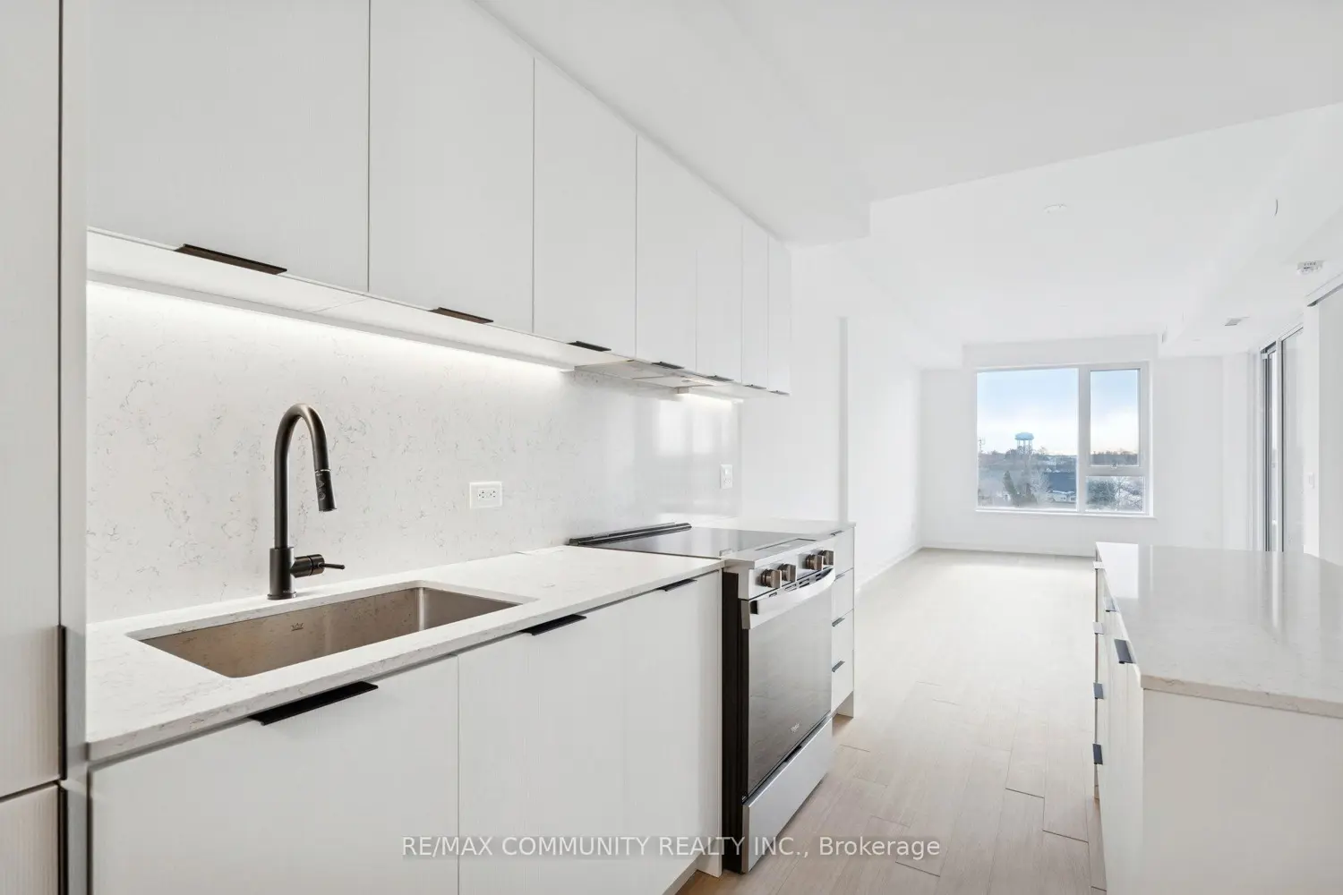 Additional image 5 of 31 Huron Street 415