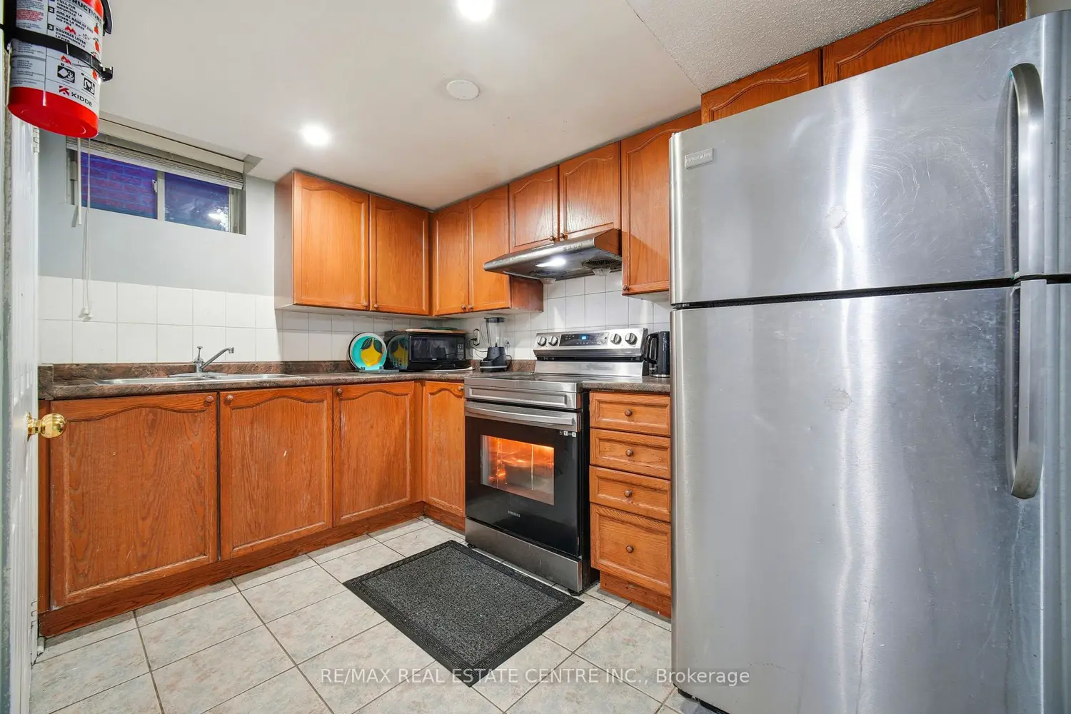 Additional image 16 of 6 Mannel Crescent