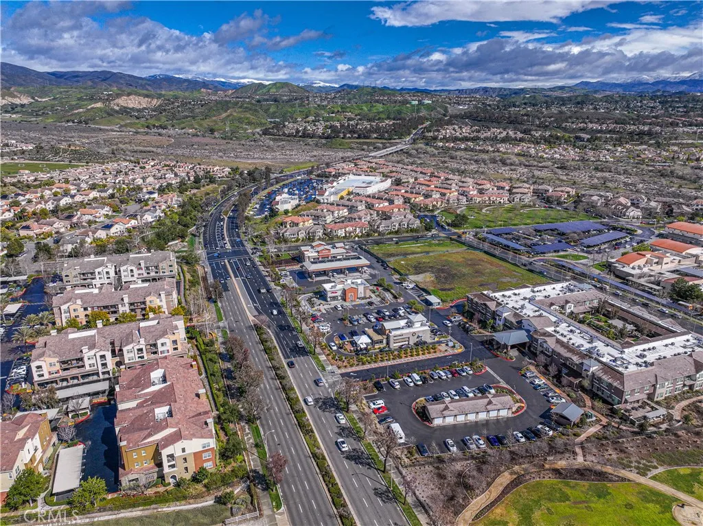 Additional image 49 of 28706 Jardineras Dr, Valencia, CA 91354