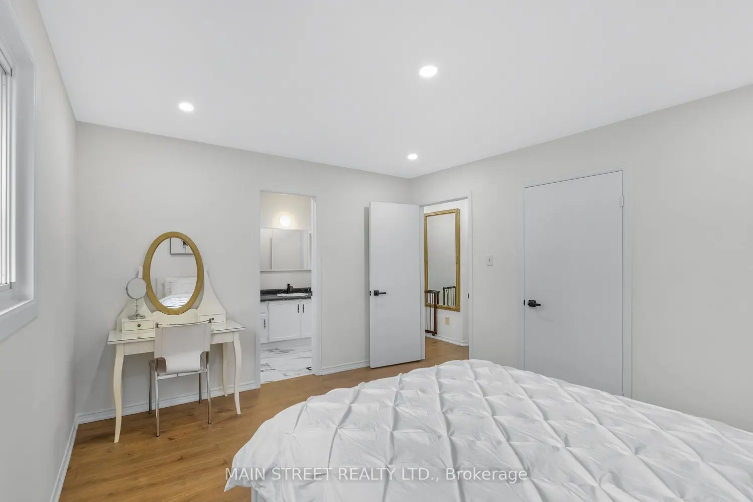 Additional image 11 of 43 Riverglen Drive