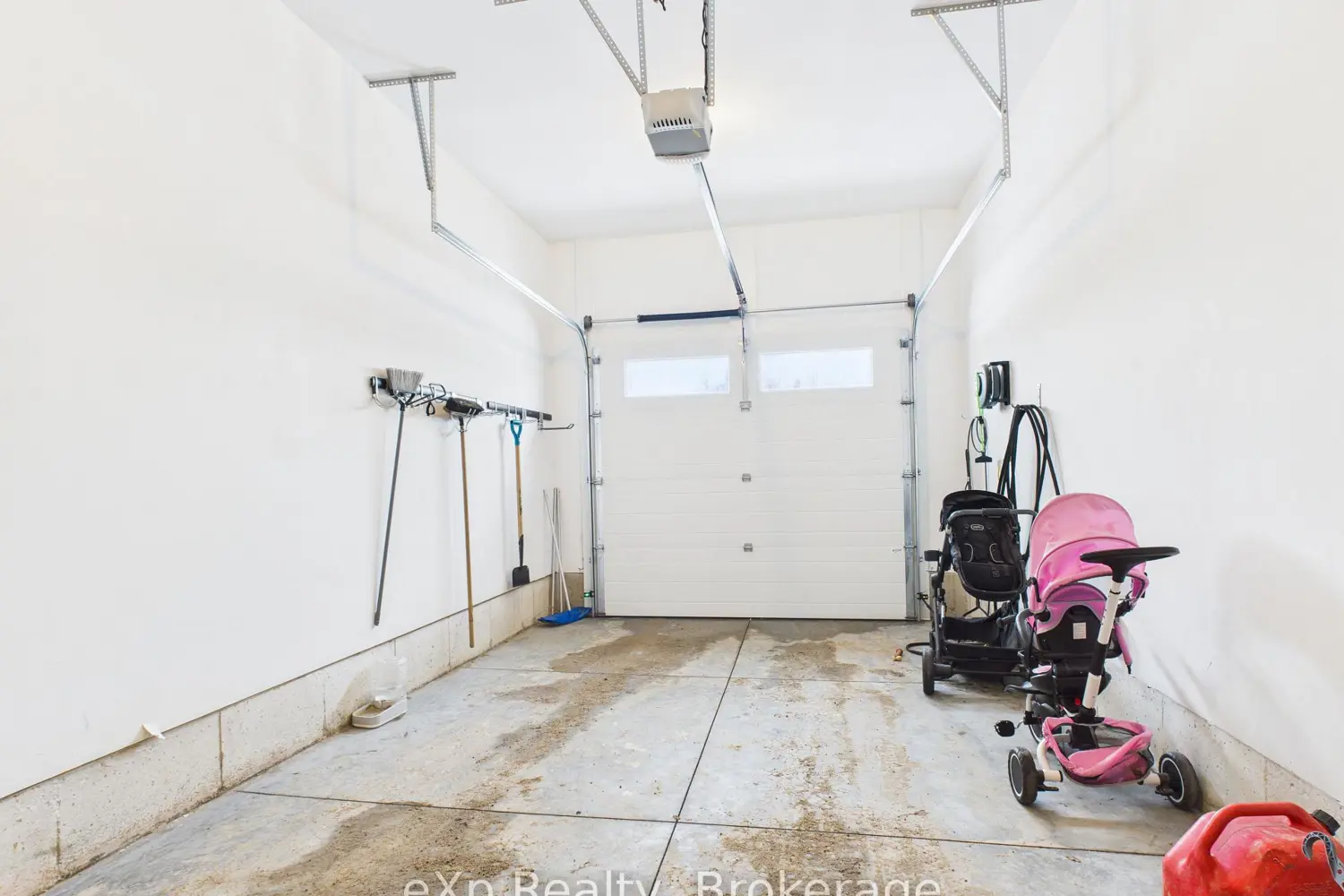 Additional image 19 of 221130 Grey Road 9