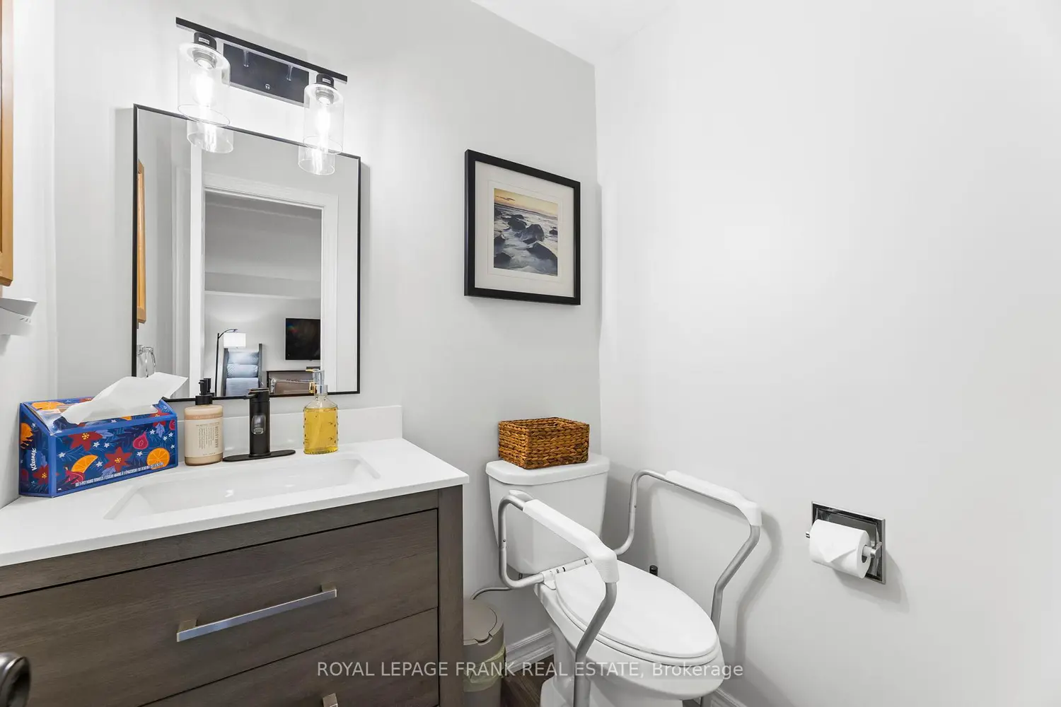 Additional image 8 of 1665 Nash Road E12