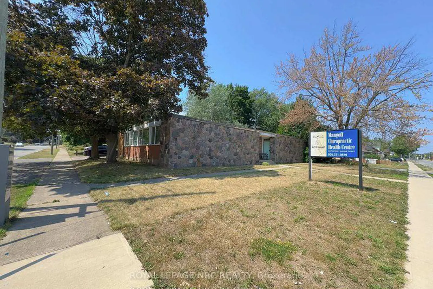 Additional image 3 of 4213/4207 Drummond Rd Road