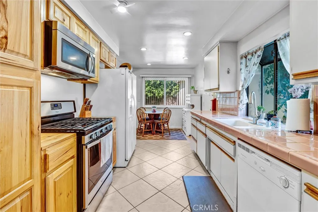 Additional image 38 of 23106 Baltar St, West Hills, CA 91304