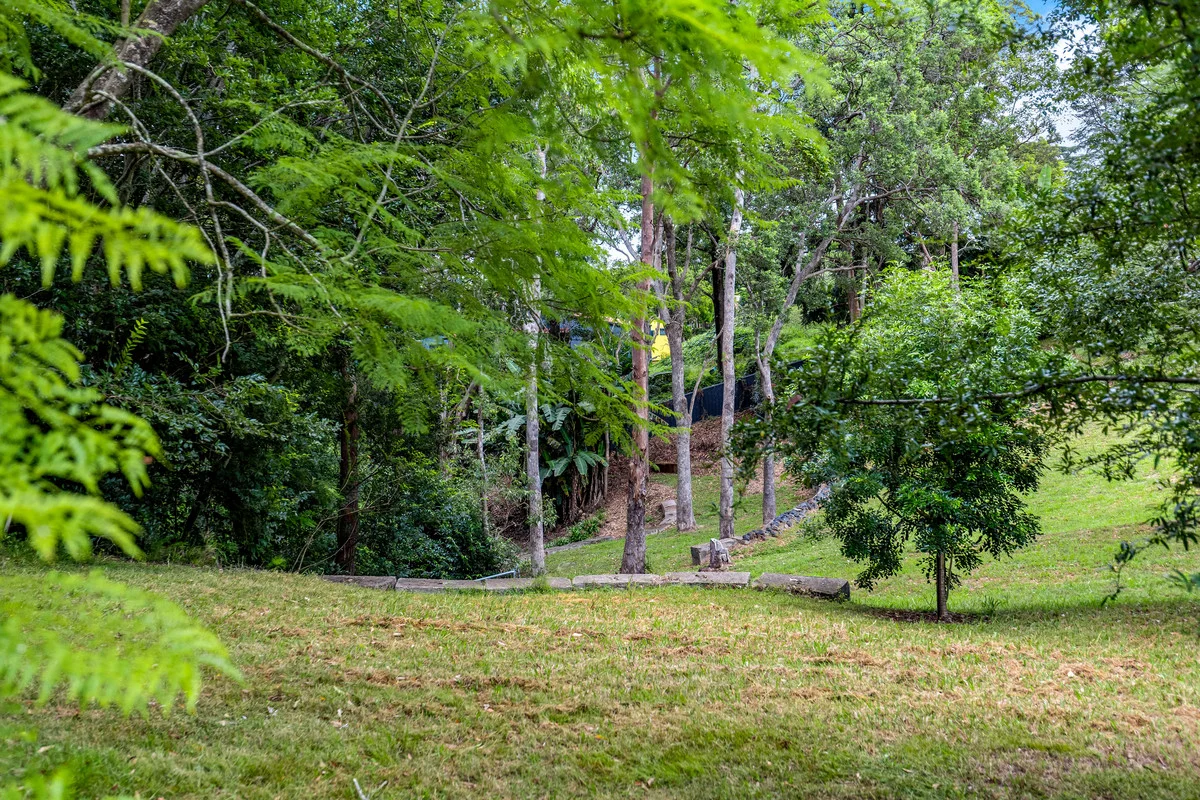 Additional image 12 of 2/4-6 Allinga Street, Mount Lofty QLD 4350